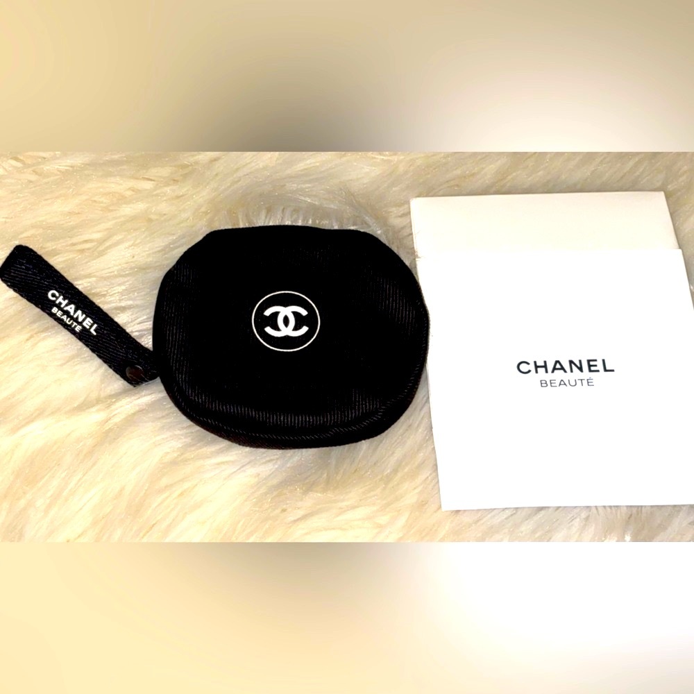 CHANEL Black Textured Small Pouch with Iconic CC Logo! New